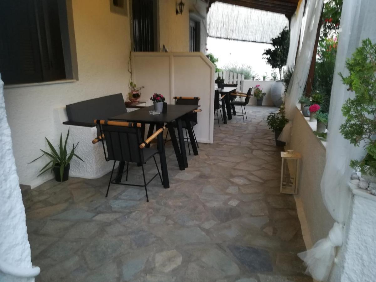 Appartamento Magnolia Senses Kini Esterno foto